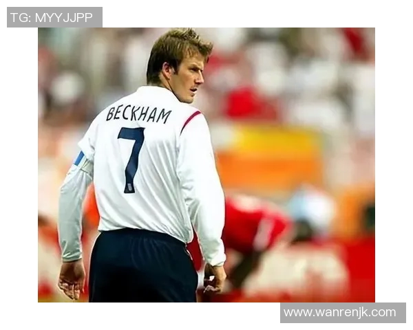 从青涩到闪耀 足球球星职业生涯首球背后的故事与传奇